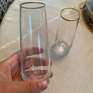 Stemless champagne glasses